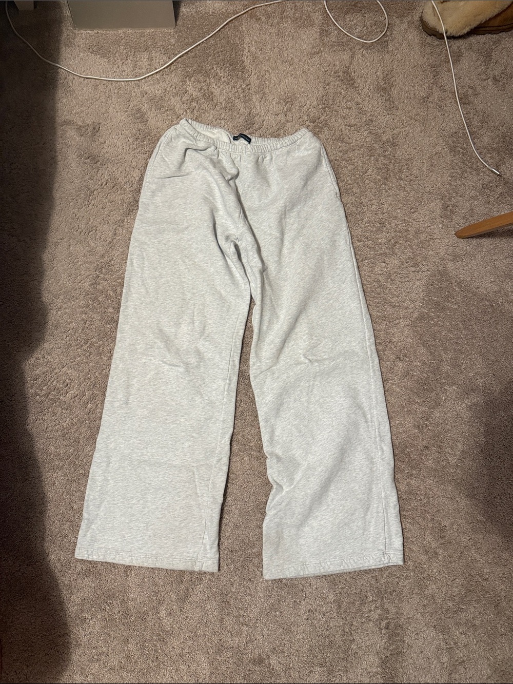 Brandy Melville Light Gray Men's Sweatpants - Wide Leg Casual Joggers